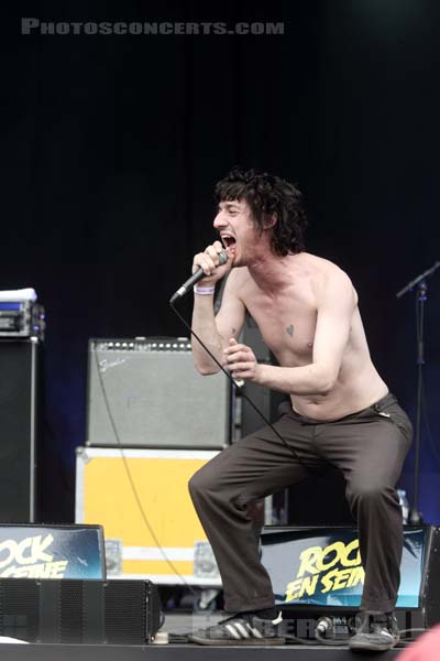 THE FAT WHITE FAMILY - 2014-08-24 - SAINT CLOUD - Domaine National - Scene Pression Live - 